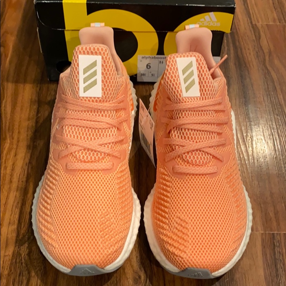 Adidas Alphaboost, 6, NWT - Picture 4 of 14